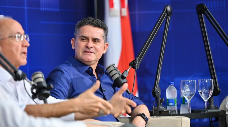 David Almeida apresenta propostas em podcast da Fecomércio
