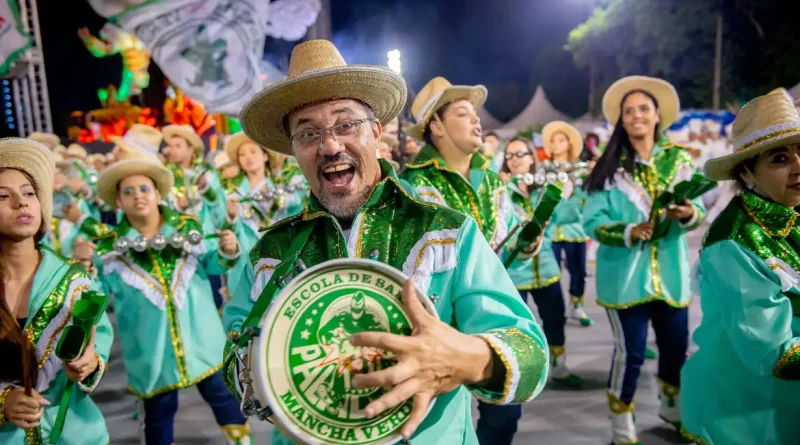 Carnaval reforça cultura nacional